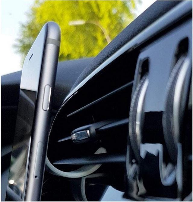 パソコンや車に引っ掛けられる カード収納付スマホホルダー ほぼ全てのスマホに対応 Campfire キャンプファイヤー パソコンや車に引っ掛けられる カード収納付スマホホルダー ほぼ全てのスマホに対応 Campfire キャンプファイヤー