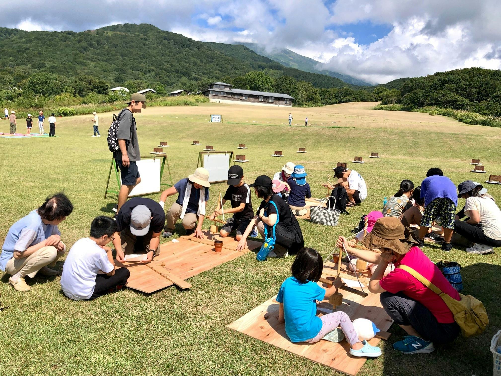 鳥海山の麓で、地元の「風土」に根ざし「わくわく」を育む芸術祭を立ち