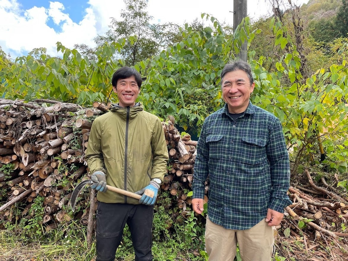 “山師の手作り” 樹齢100年 桧の切り株スツール キャンペーン期間限定 山師の手作り” 樹齢100年 桧の切り株スツール キャンペーン期間限定