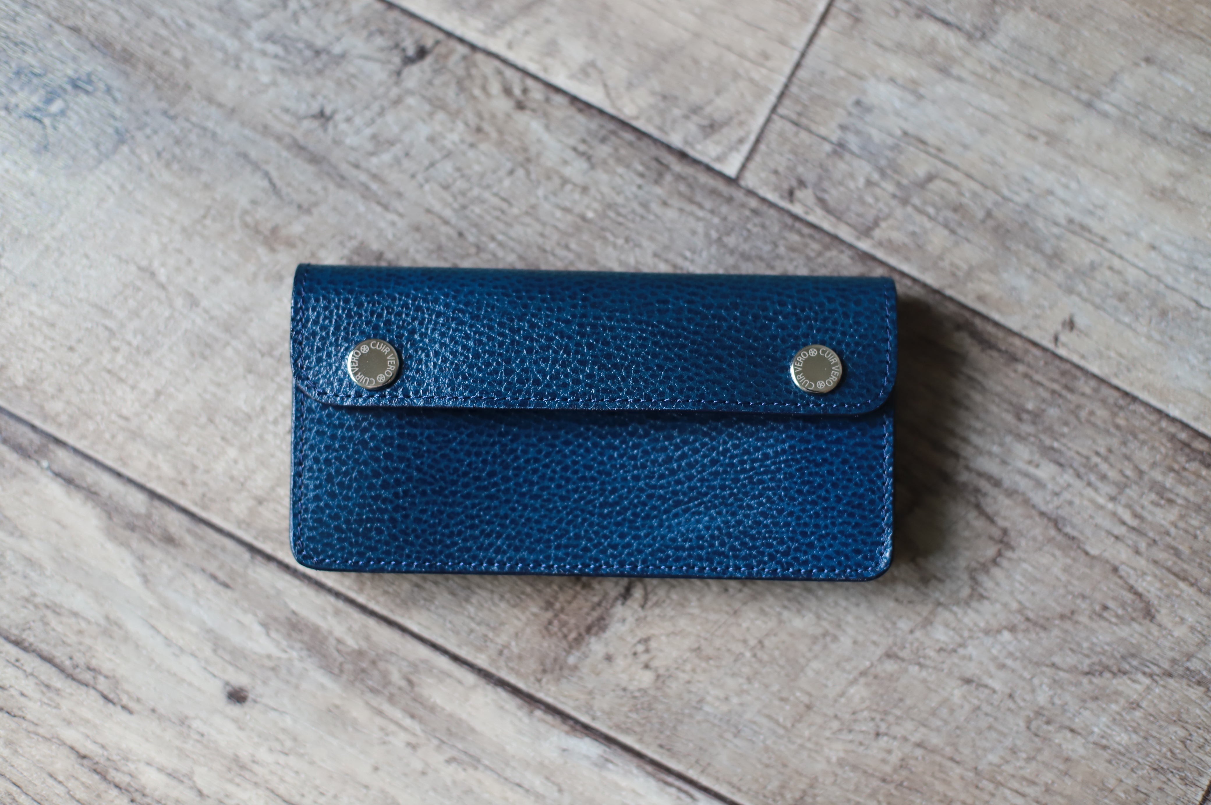 ガバッと開く財布 Morris ネイビー