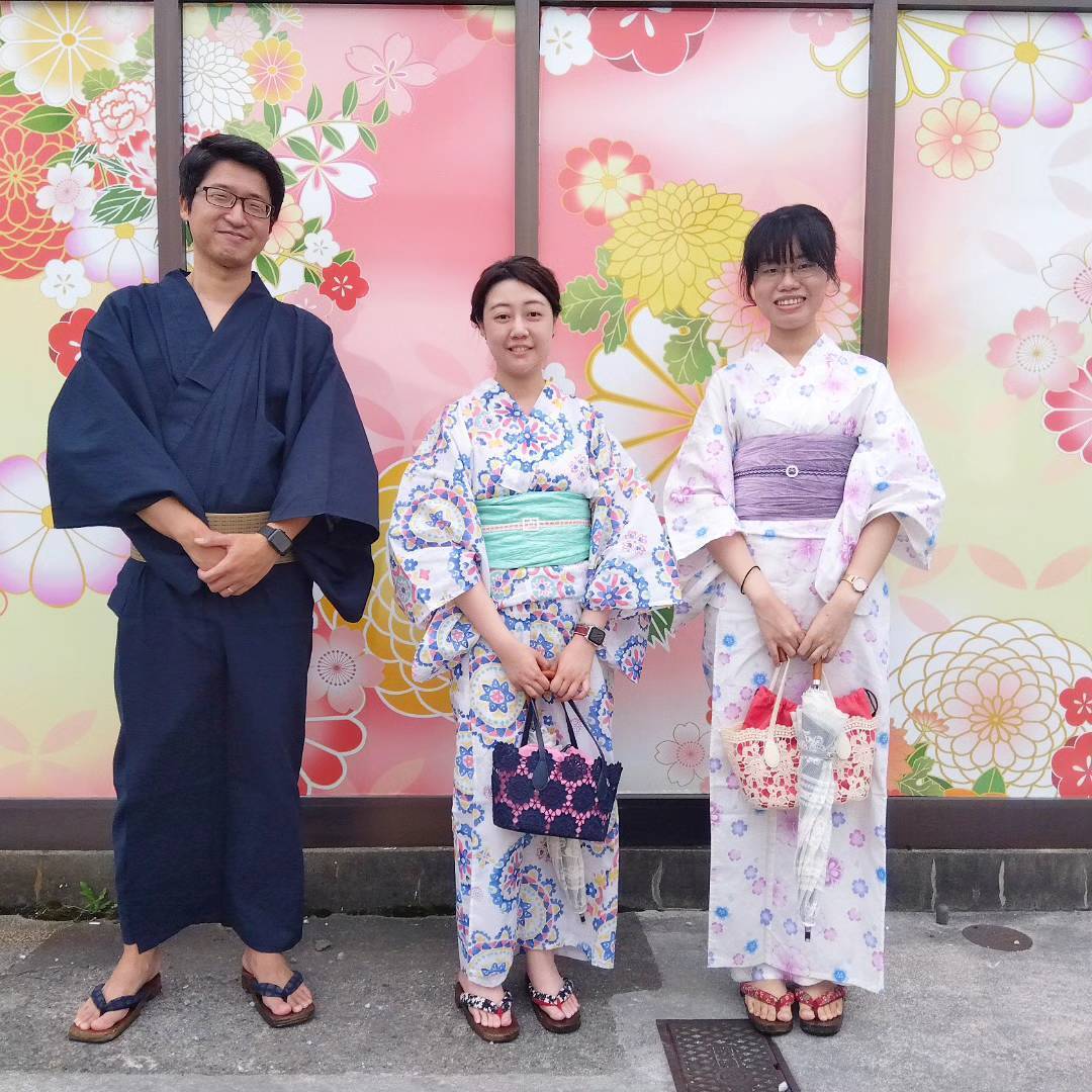 長浜市の伝統産業「浜ちりめん」を使った着物を通して、街の魅力や歴史