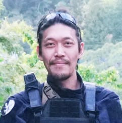 元特殊部隊員が考案したタクティカルライト『CRISIS 01 元特殊部隊員が考案したタクティカルライト『CRISIS 01