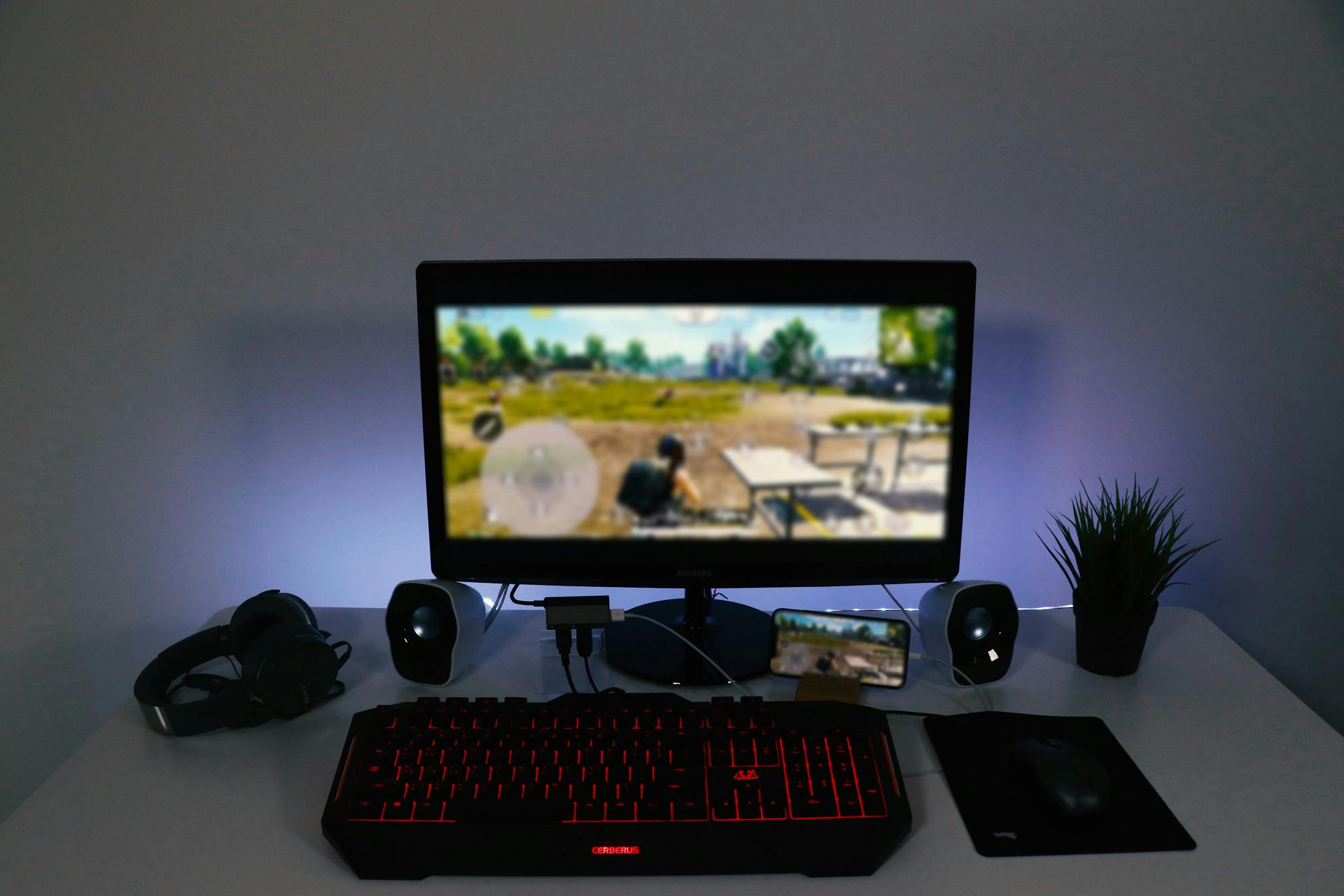 スマホゲームを大画面でプレイ キーボード マウス操作を可能にしたゲーム特化ハブ Campfire キャンプファイヤー スマホゲームを大画面でプレイ キーボード マウス操作を可能にしたゲーム特化ハブ Campfire キャンプファイヤー