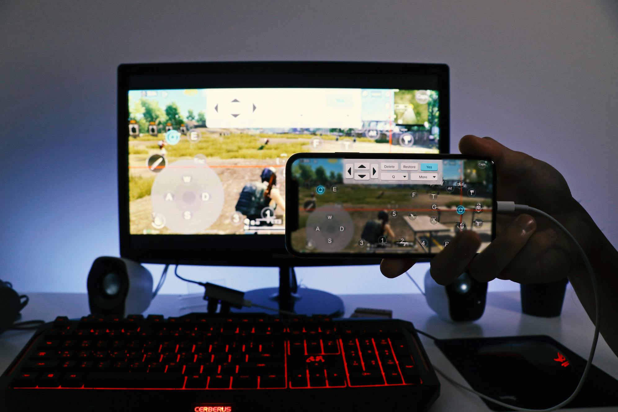 スマホゲームを大画面でプレイ キーボード マウス操作を可能にしたゲーム特化ハブ Campfire キャンプファイヤー スマホゲームを大画面でプレイ キーボード マウス操作を可能にしたゲーム特化ハブ Campfire キャンプファイヤー