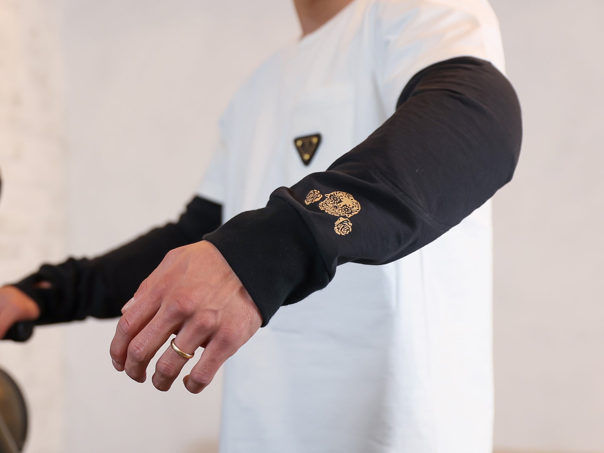 夏のバイクを気軽に安全に】プロテクターバイカーTシャツ＆アーム