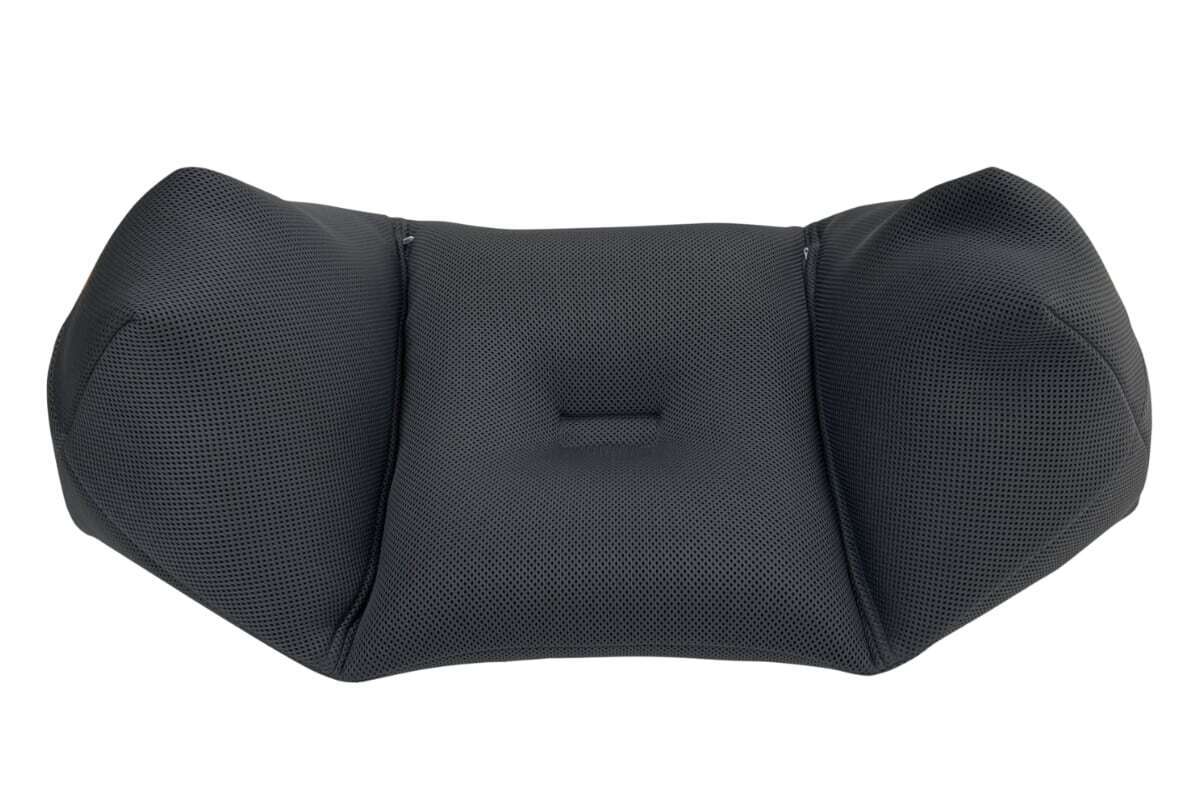 V睡に体力の回復も求めたい。VR睡眠用まくら「ぶいすいーと