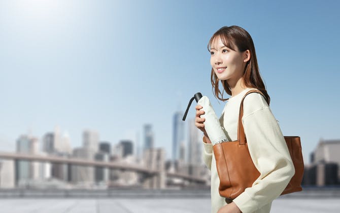 パッと1秒自動開閉！熱中症/紫外線対策と豪雨にも対応。完全遮光