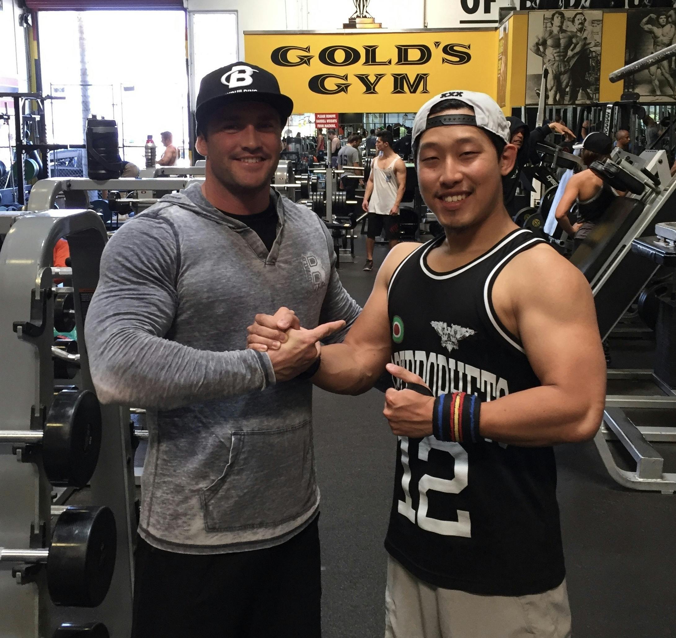 ボディビルディング Tシャツ メンズUSサイズS ボディビルダー BODY BUILDING.COM お気に入りの