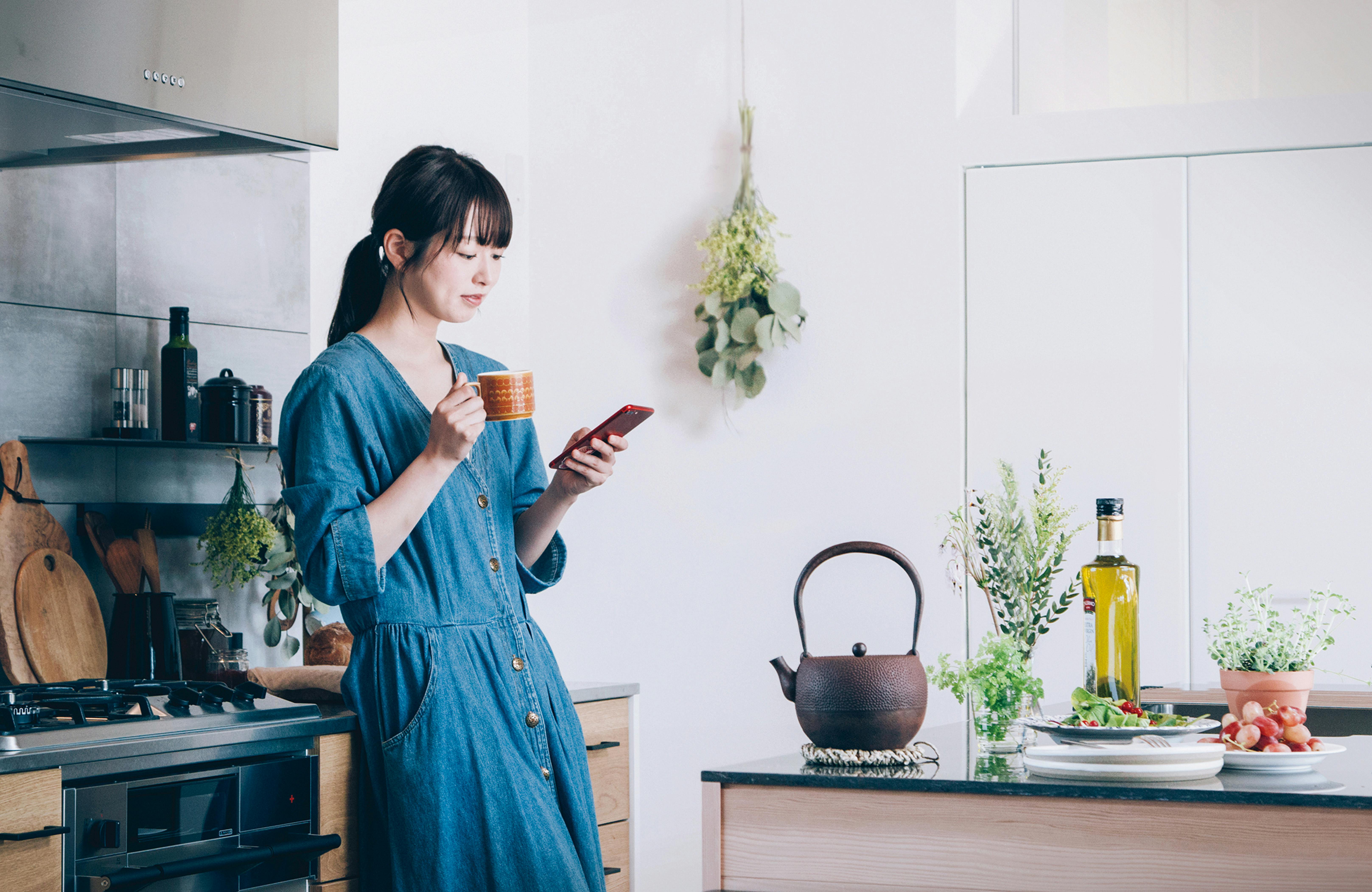 南部鉄瓶 あかいりんご と共に400年の伝統技法を次世代に受け継ぎたい Campfire キャンプファイヤー 南部鉄瓶 あかいりんご と共に400年の伝統技法を次世代に受け継ぎたい Campfire キャンプファイヤー