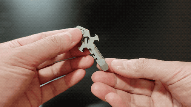 小型・軽量・頑丈】あらゆる作業に対応する!携帯性抜群のチタン製 小型・軽量・頑丈】あらゆる作業に対応する!携帯性抜群のチタン製