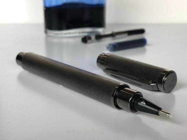 万年筆のインクが使えるフェルトペン『EROS』！４つのペン先サイズを自由に交換！ CAMPFIRE (キャンプファイヤー)