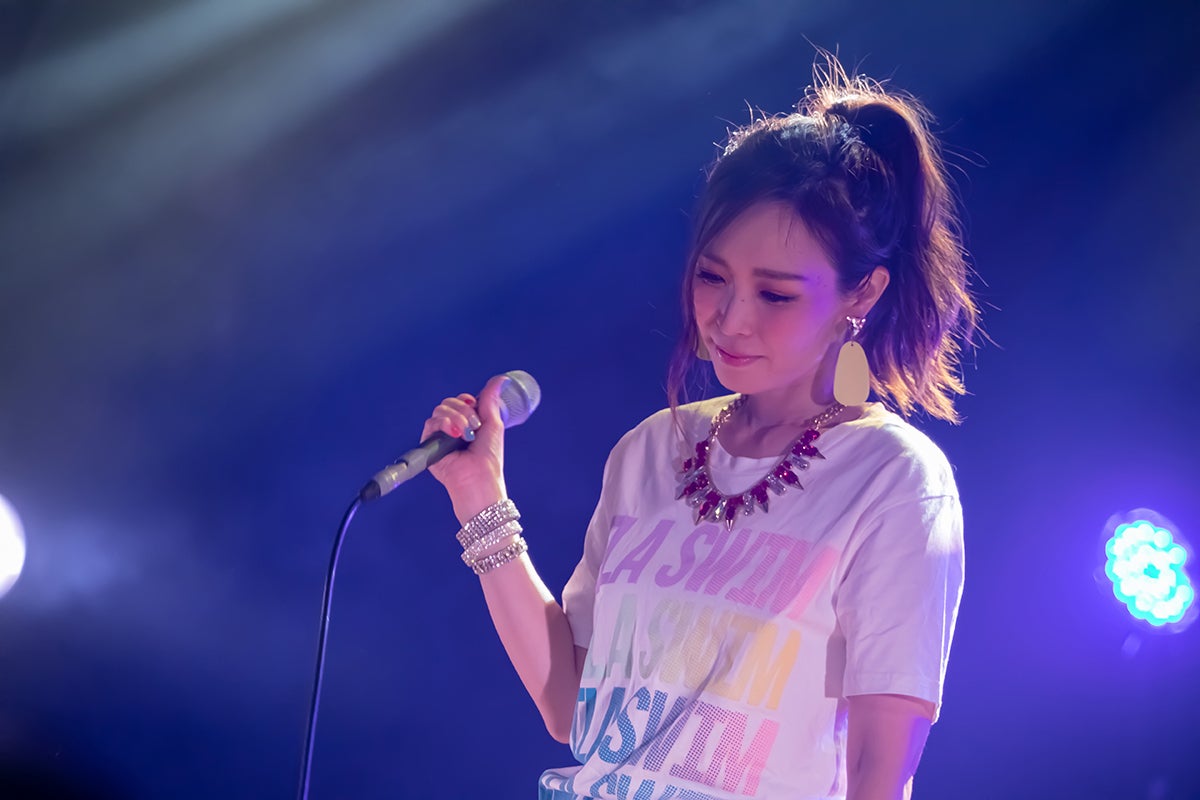 デビュー20周年記念！「愛内里菜」改め「R」としての1stアルバムを作り