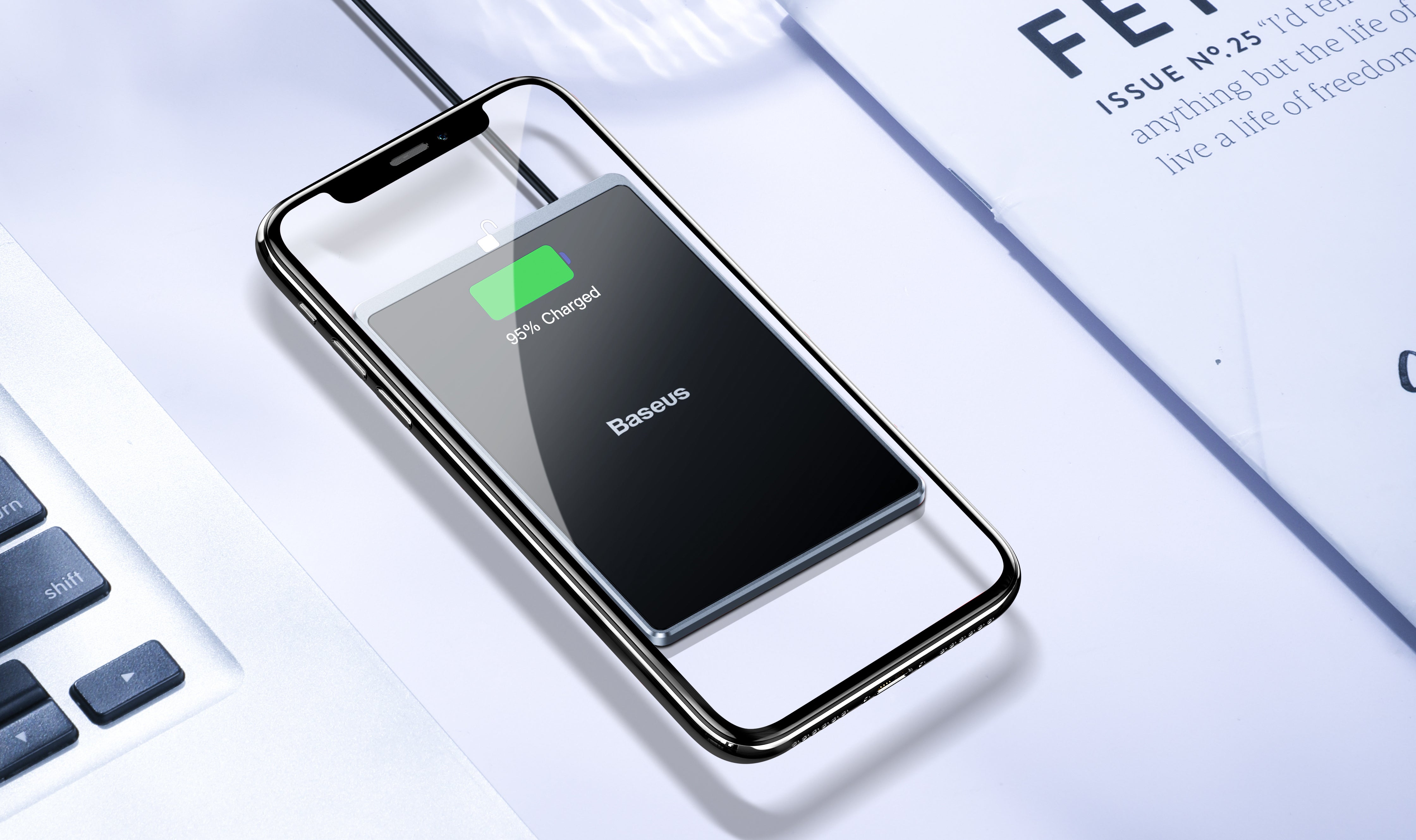 快適なスマホ生活に 厚さ3ミリのカードにスマホを置くだけで超高速ワイヤレス充電 Campfire キャンプファイヤー