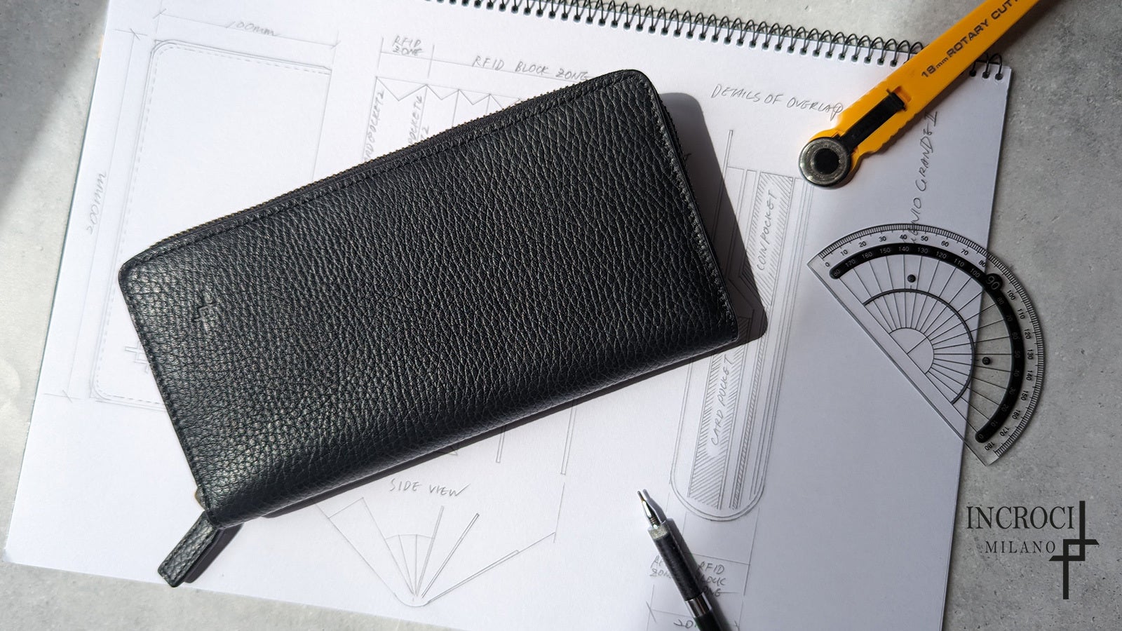 整理整頓の救世主】大容量をスマートに持てる多機能長財布 ジェニオ