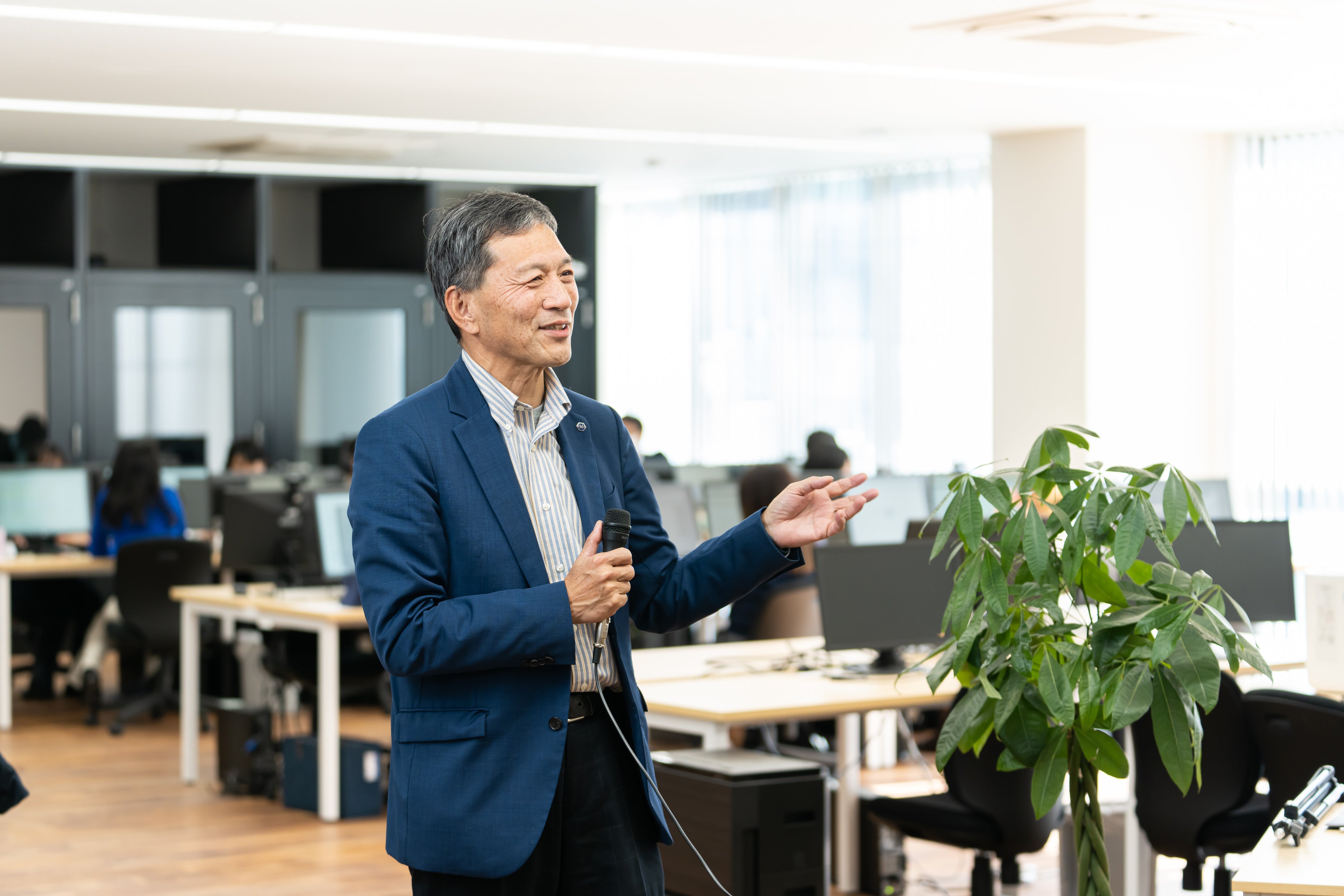 出版記念！新刊「100年続く会社を作る社長の仕事」特別感謝祭を開催中