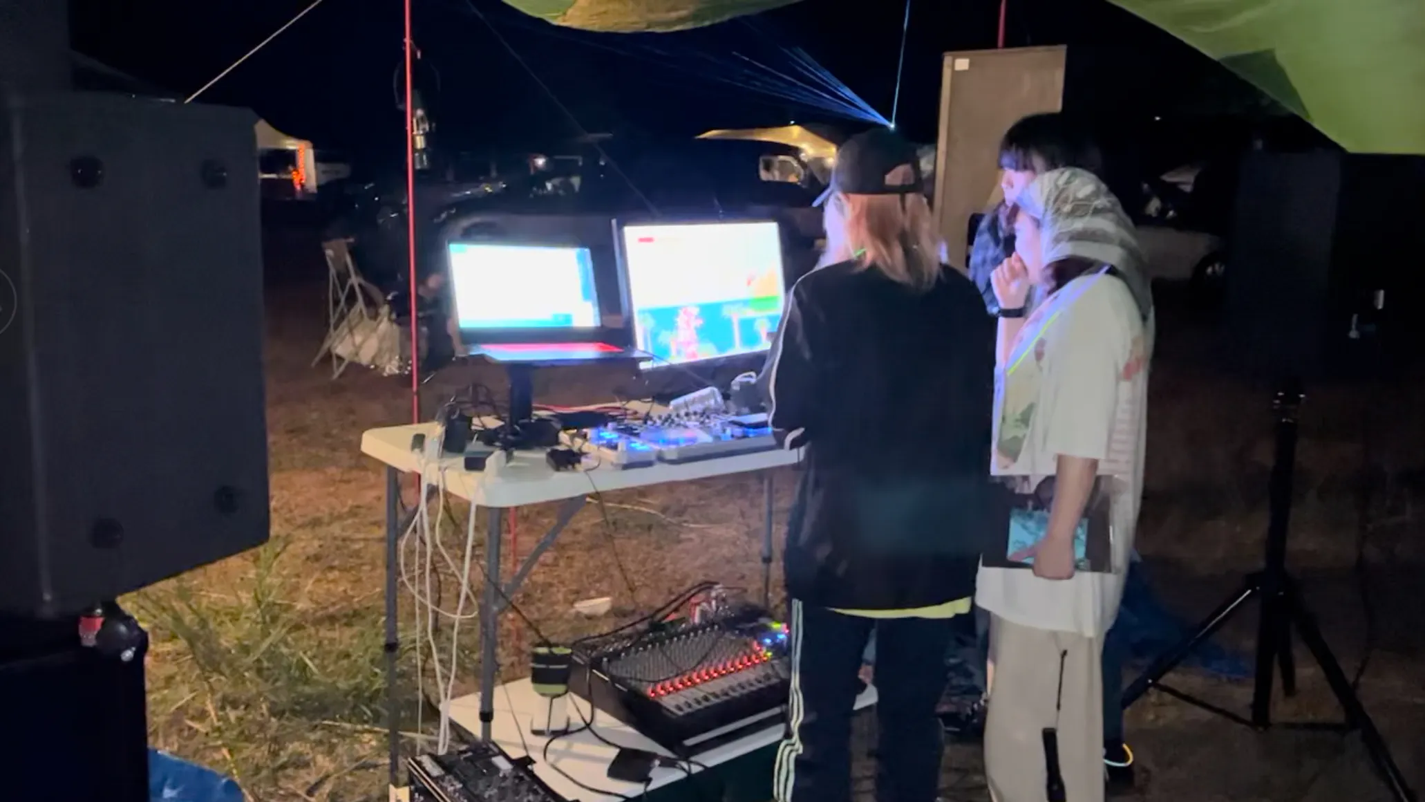 アウトドア・アーケード