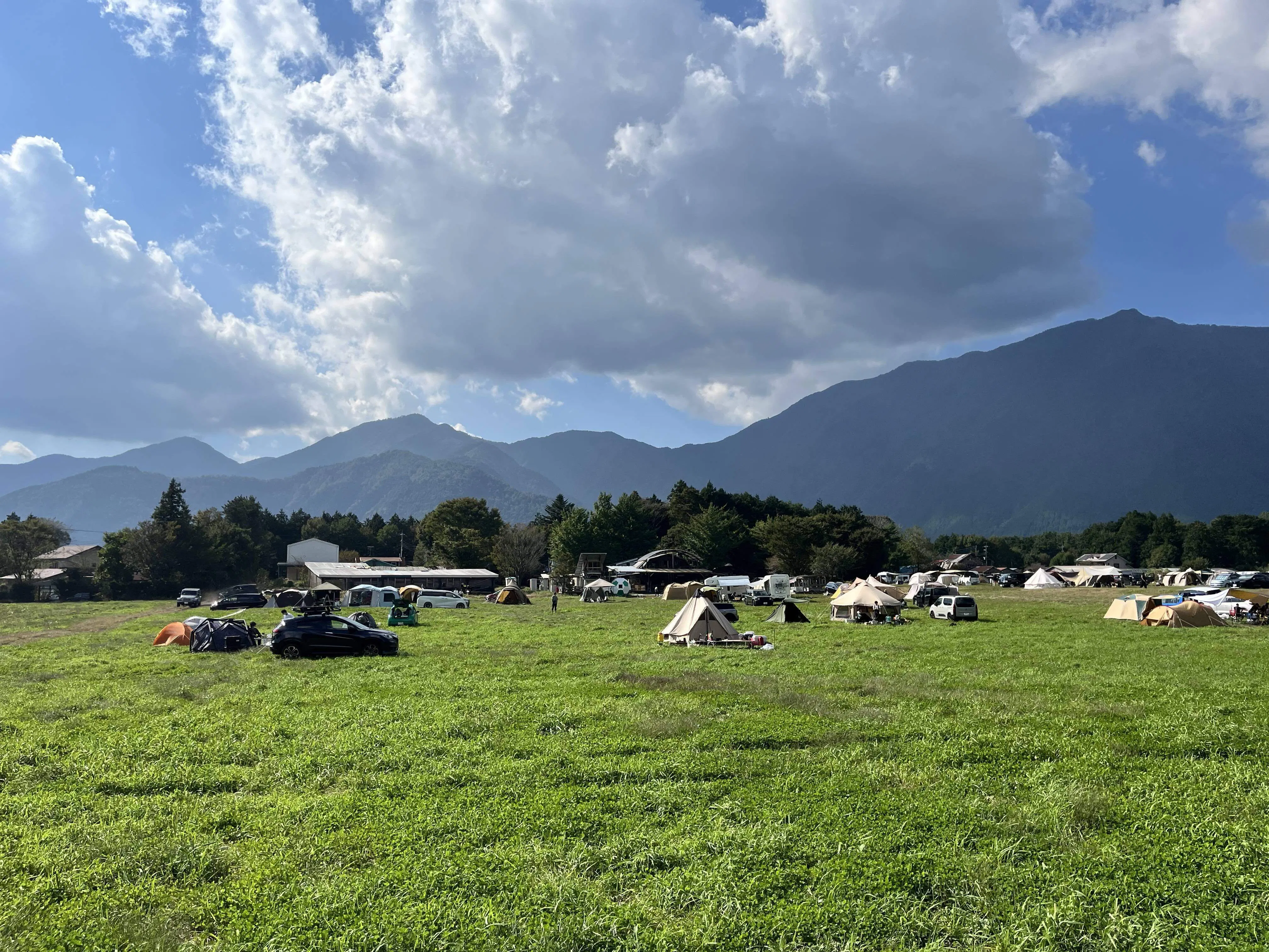 ハートランドからの山々の眺め