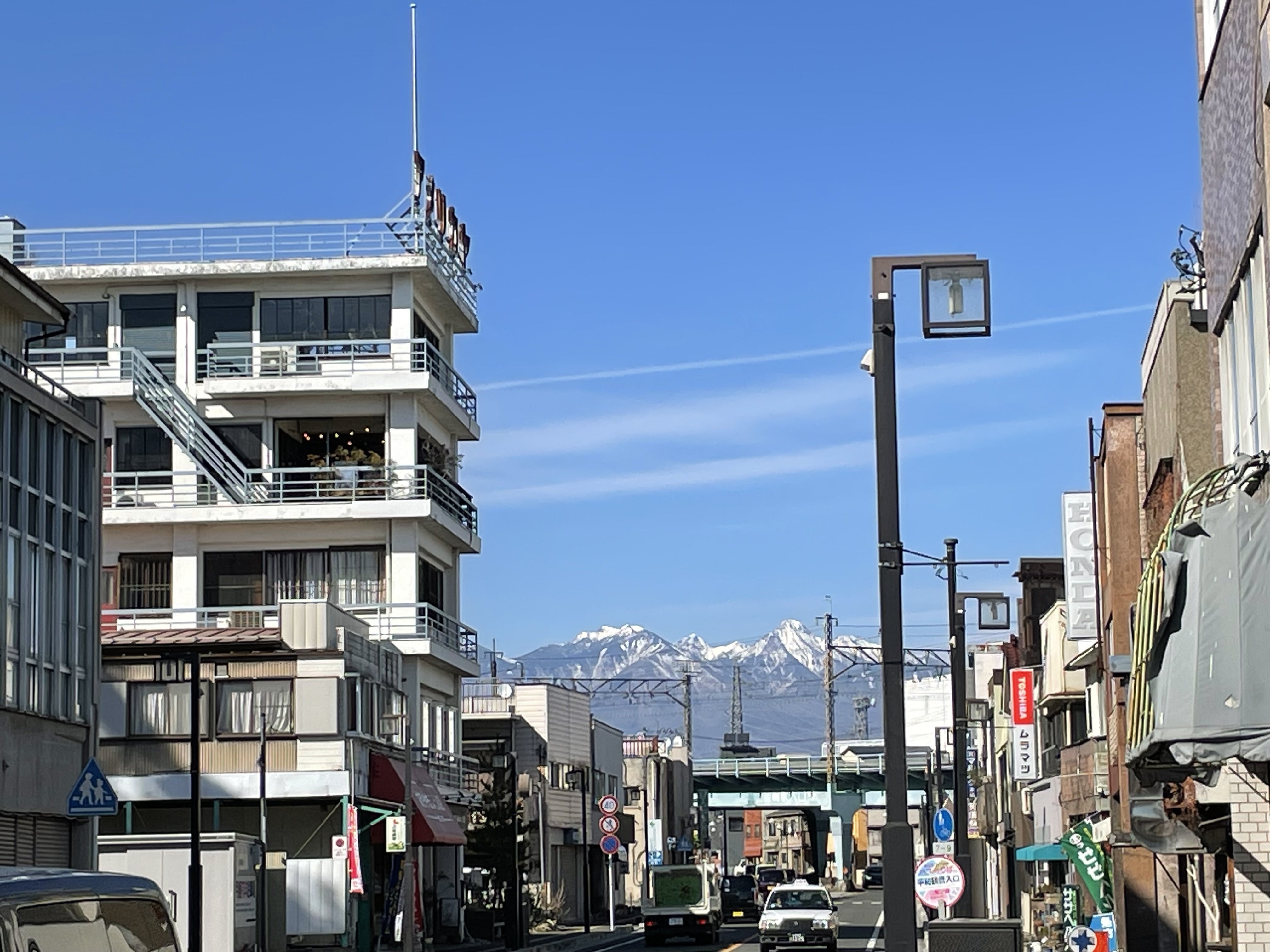 山梨県韮崎市にオープンする登山用品店への支援をお願いします
