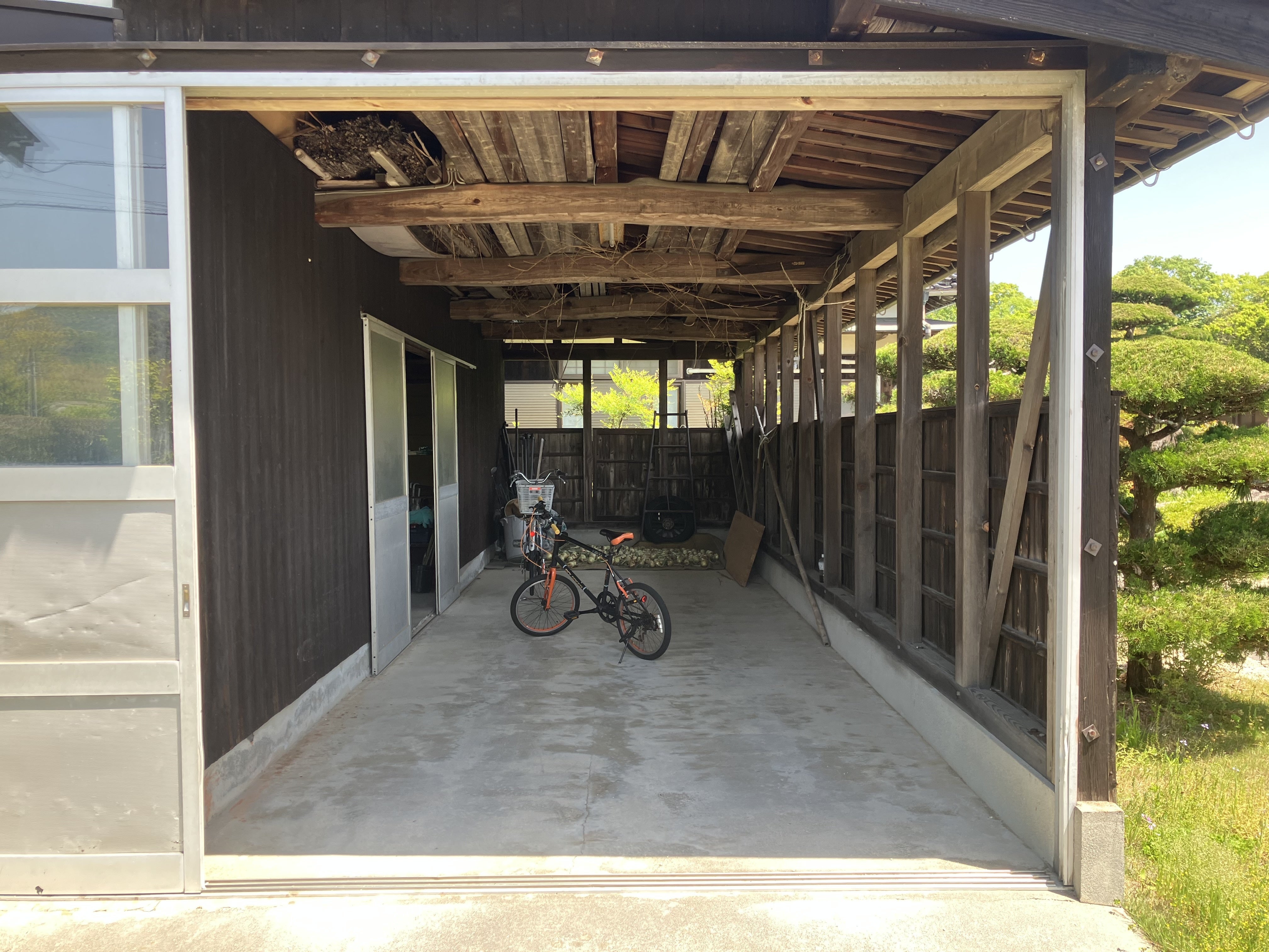 現在の内観のガレージ