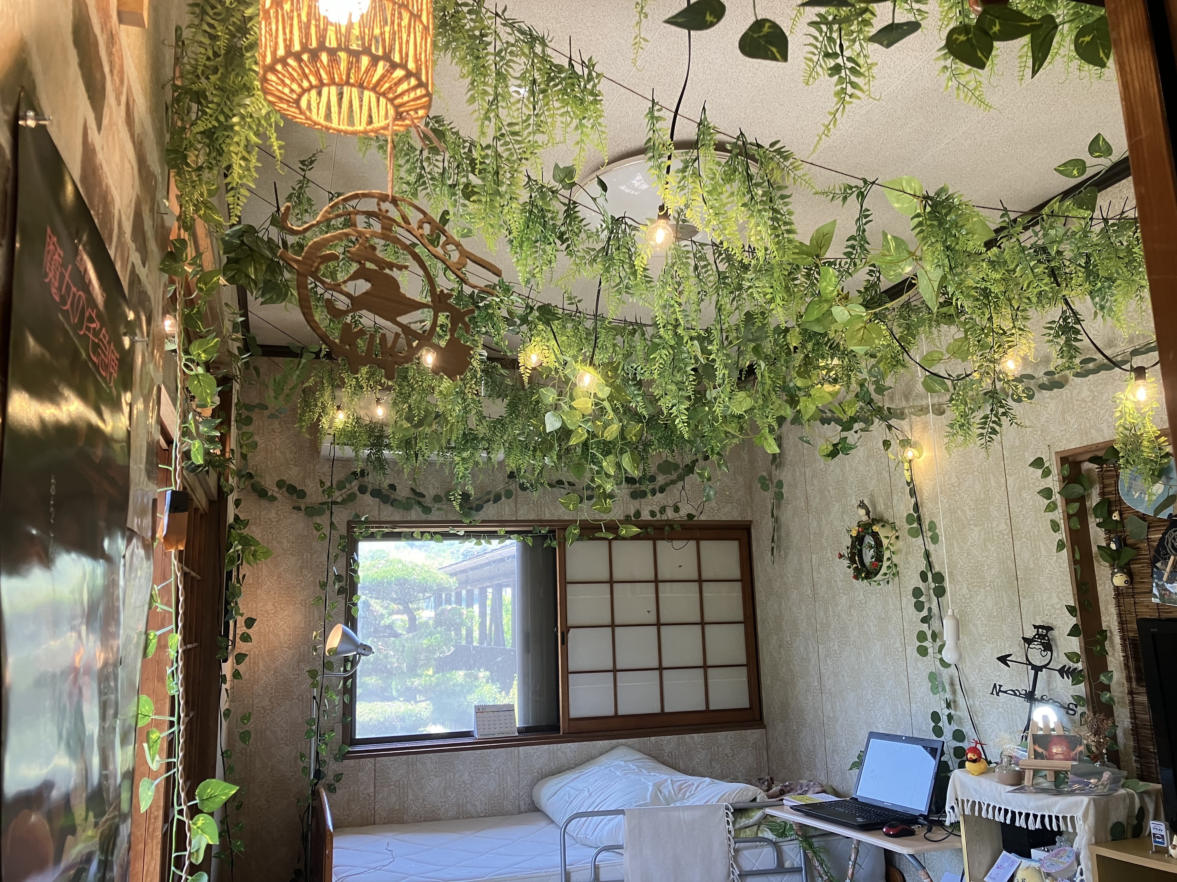 自分の部屋ですがイメージはこんな感じで・・・