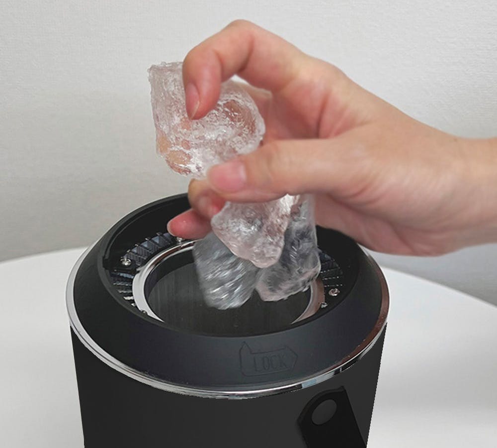 冷媒に電気を使わないエコな冷風機。湿気を出さないドライ