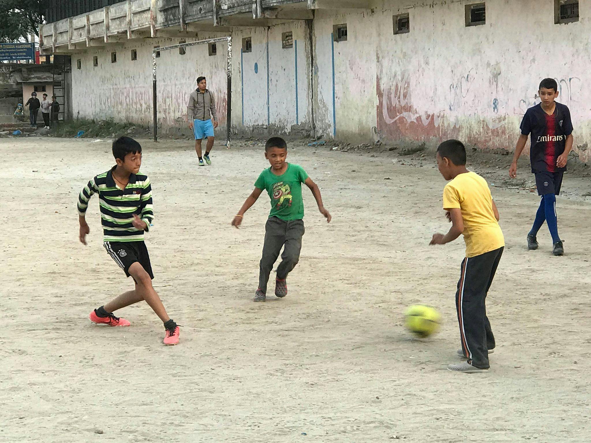 サッカーu12ネパール代表の少年達を 日本開催の世界大会に招待して応援しよう Campfire キャンプファイヤー サッカーu12ネパール代表の少年達を 日本開催の世界大会に招待して応援しよう Campfire キャンプファイヤー