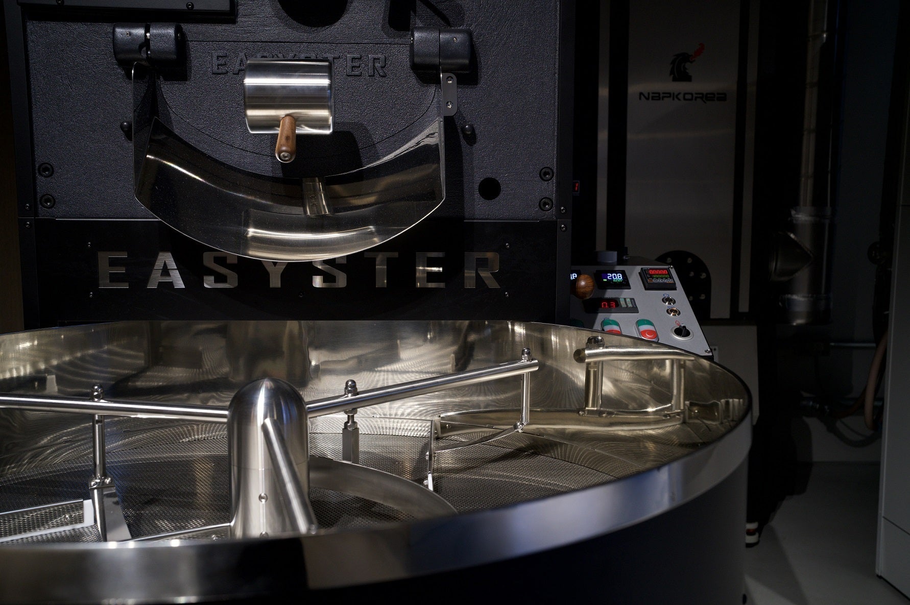 焙煎所設立に向けて韓国製焙煎機「EASYSTER」を導入したい 
