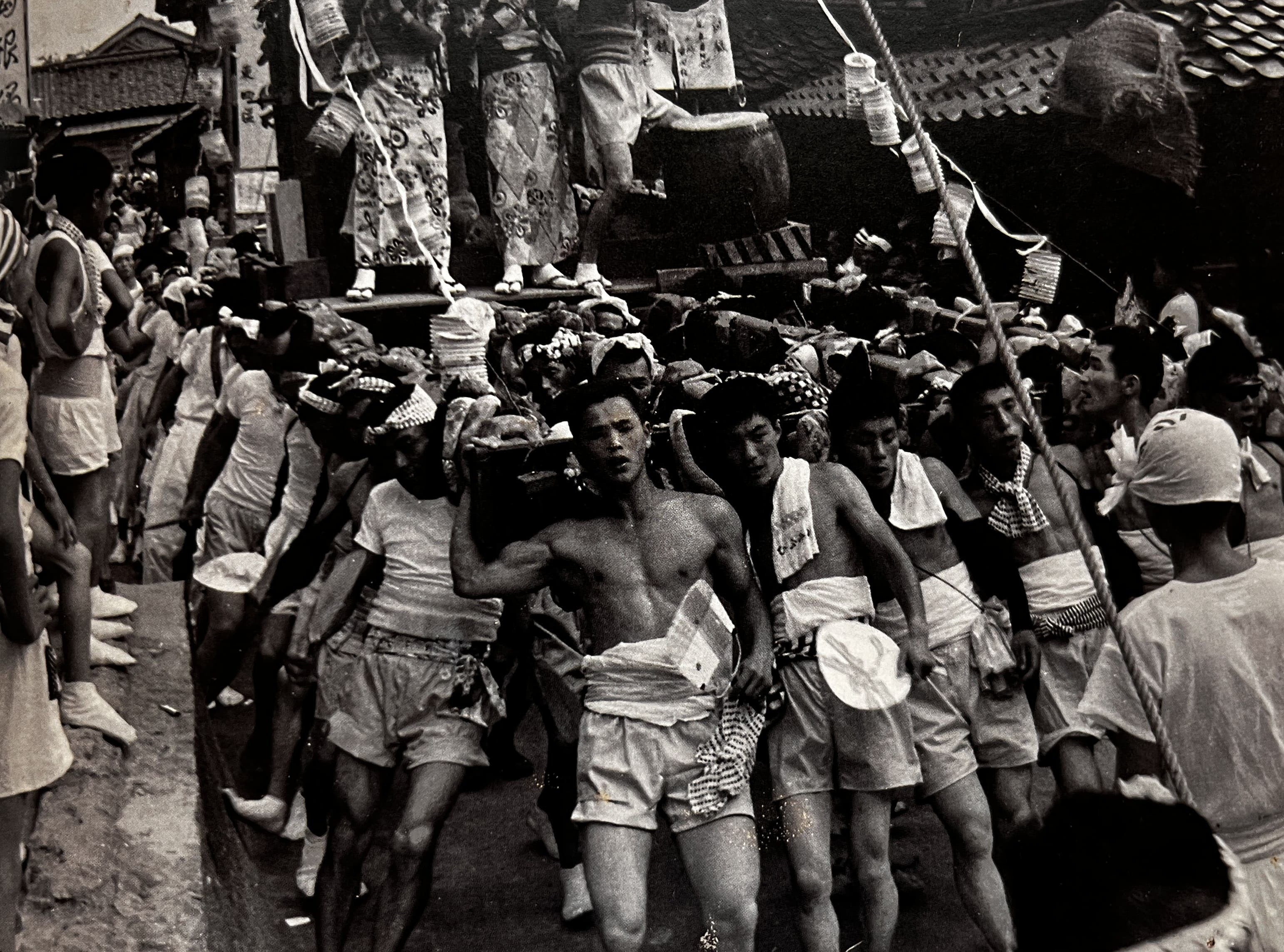 昭和37年、石崎奉燈祭の熱気