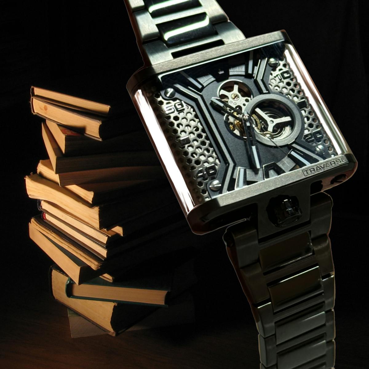 知の系譜】受け継がれる360度スケルトン 機械式腕時計『LEXTEP2