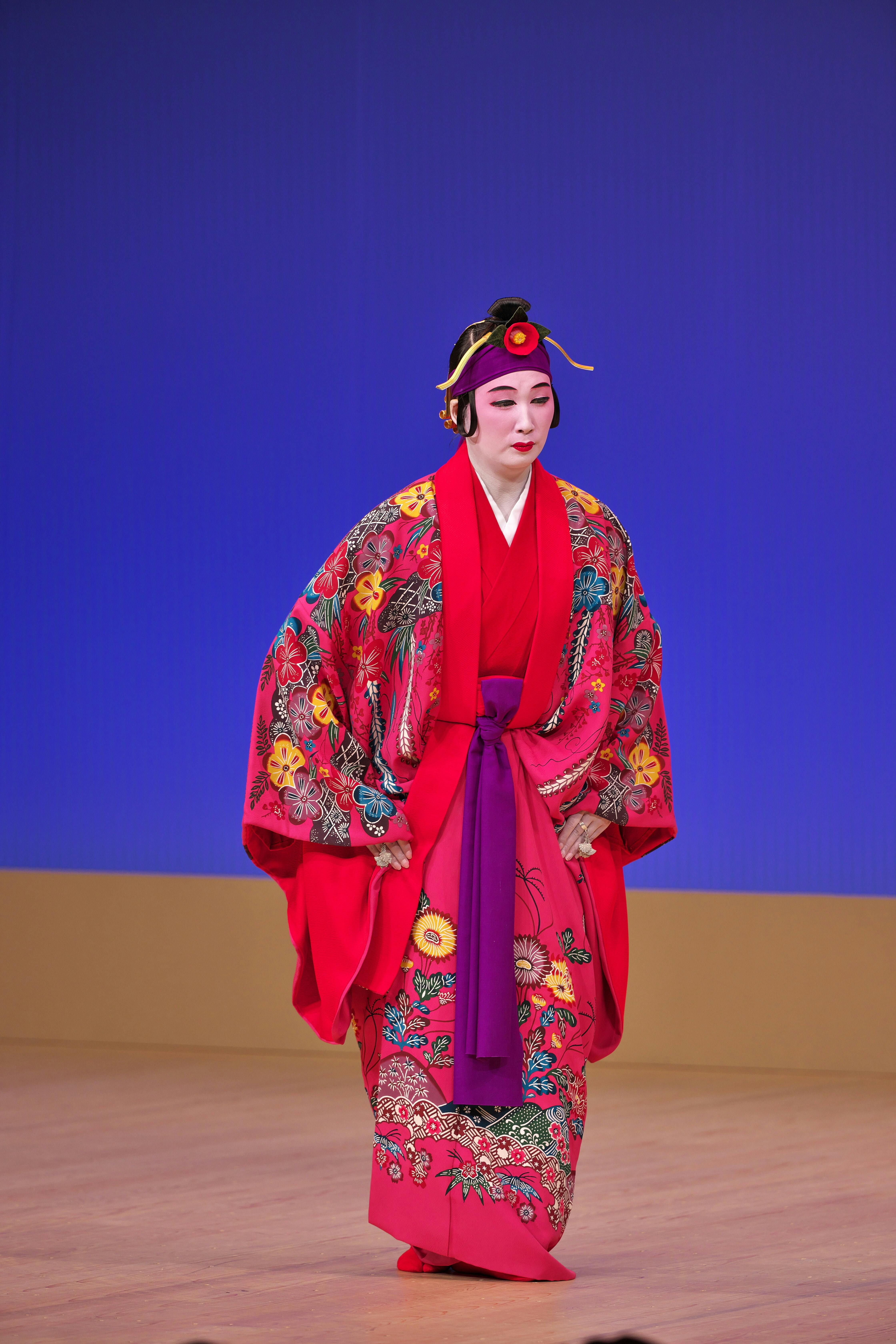 増上寺X琉球舞踊」400年の時を超え、赤嶺姉妹が舞う琉球の祈りの