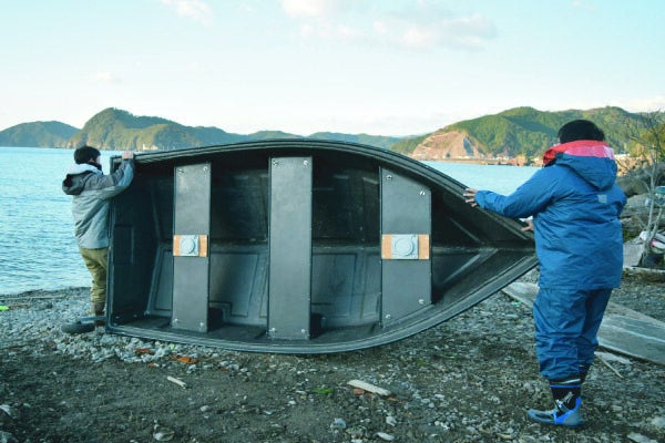 軽量なカートップ型のカーボン製釣り船を作る そして美味しい魚をたらふく食べる Campfire キャンプファイヤー