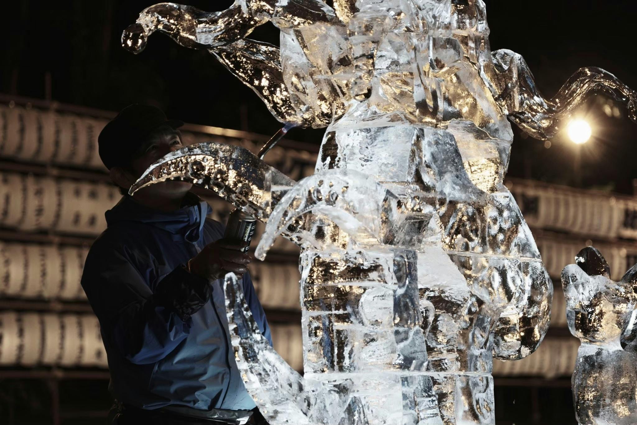 第50回 明治神宮奉納全国氷彫刻展】“氷の芸術”が生み出す美しさと平和