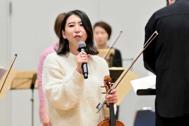 市川友佳子