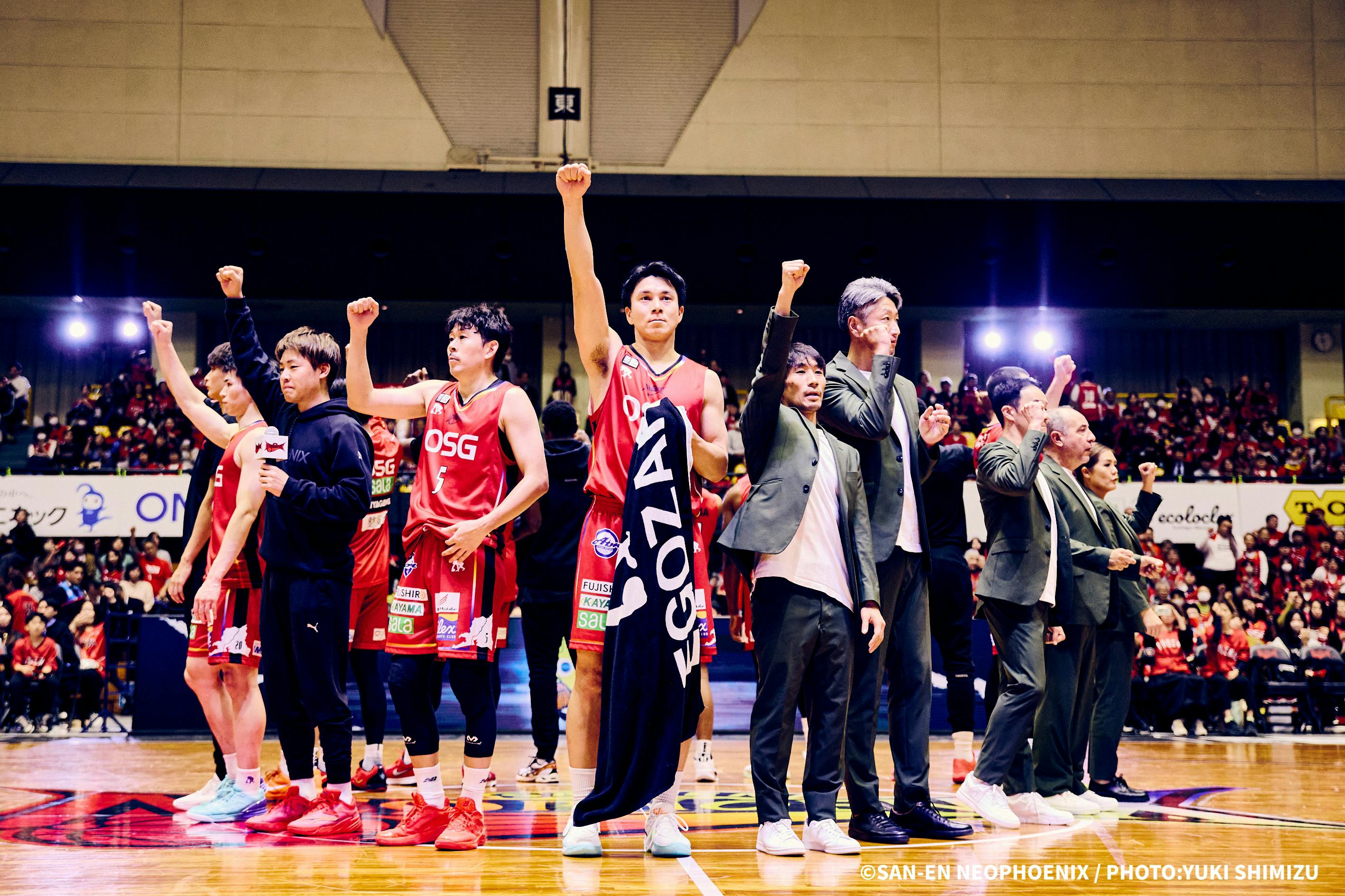 挑戦者の魂を結ぶ】勝色ネクタイ―WE ARE ONEー情熱を纏い“勝利”へ