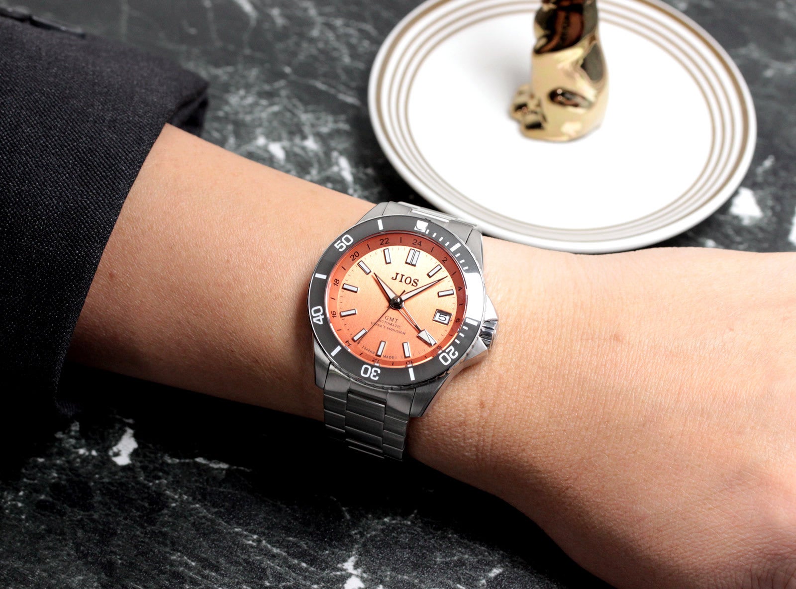 GMT×200m防水】ハイスペック日本製自動巻き腕時計！地方発ブランドを