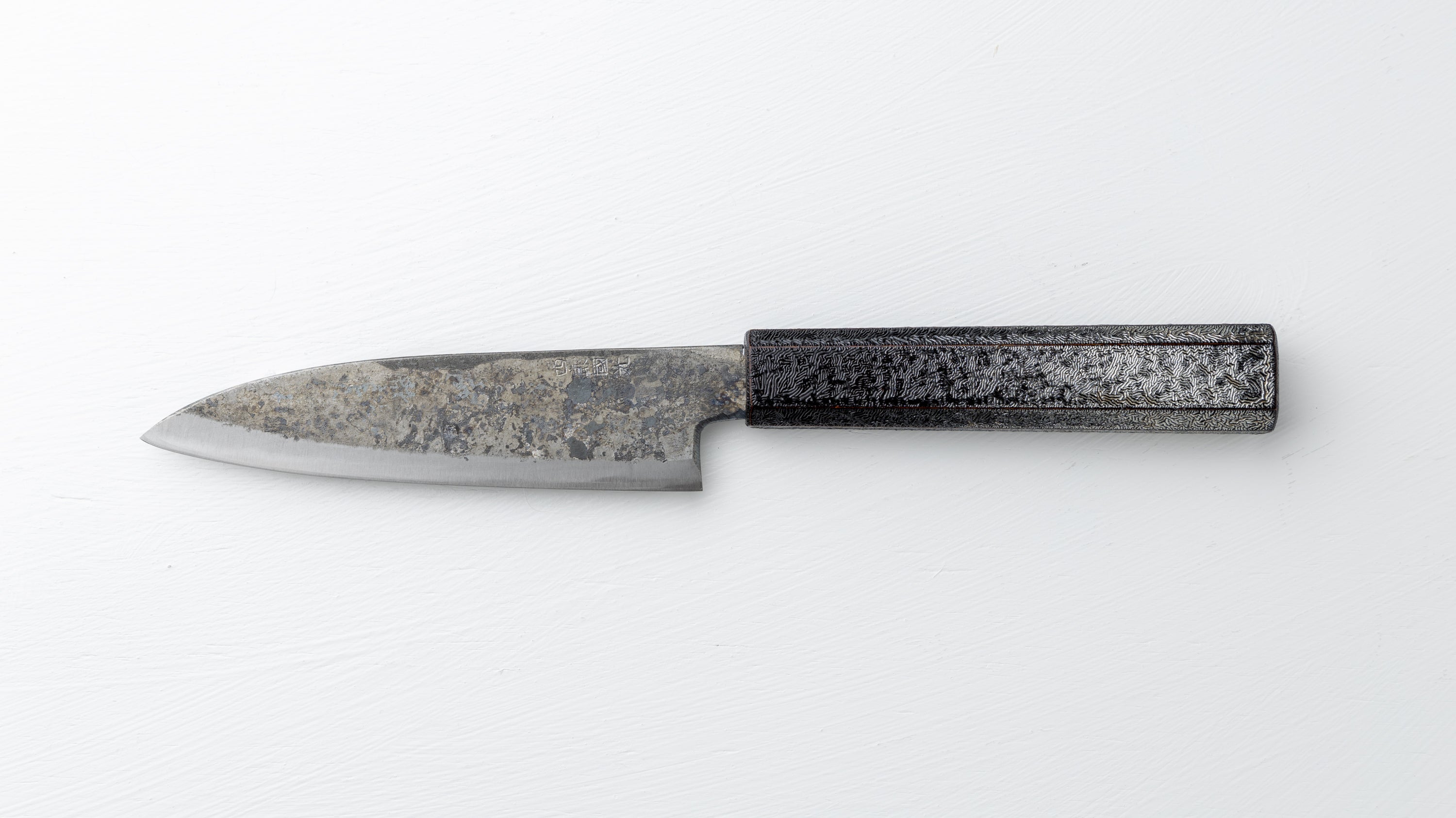 刀鍛冶が作った鋼の包丁！鍛造黒打包丁「KUROUCHI URUSHI」 - CAMPFIRE