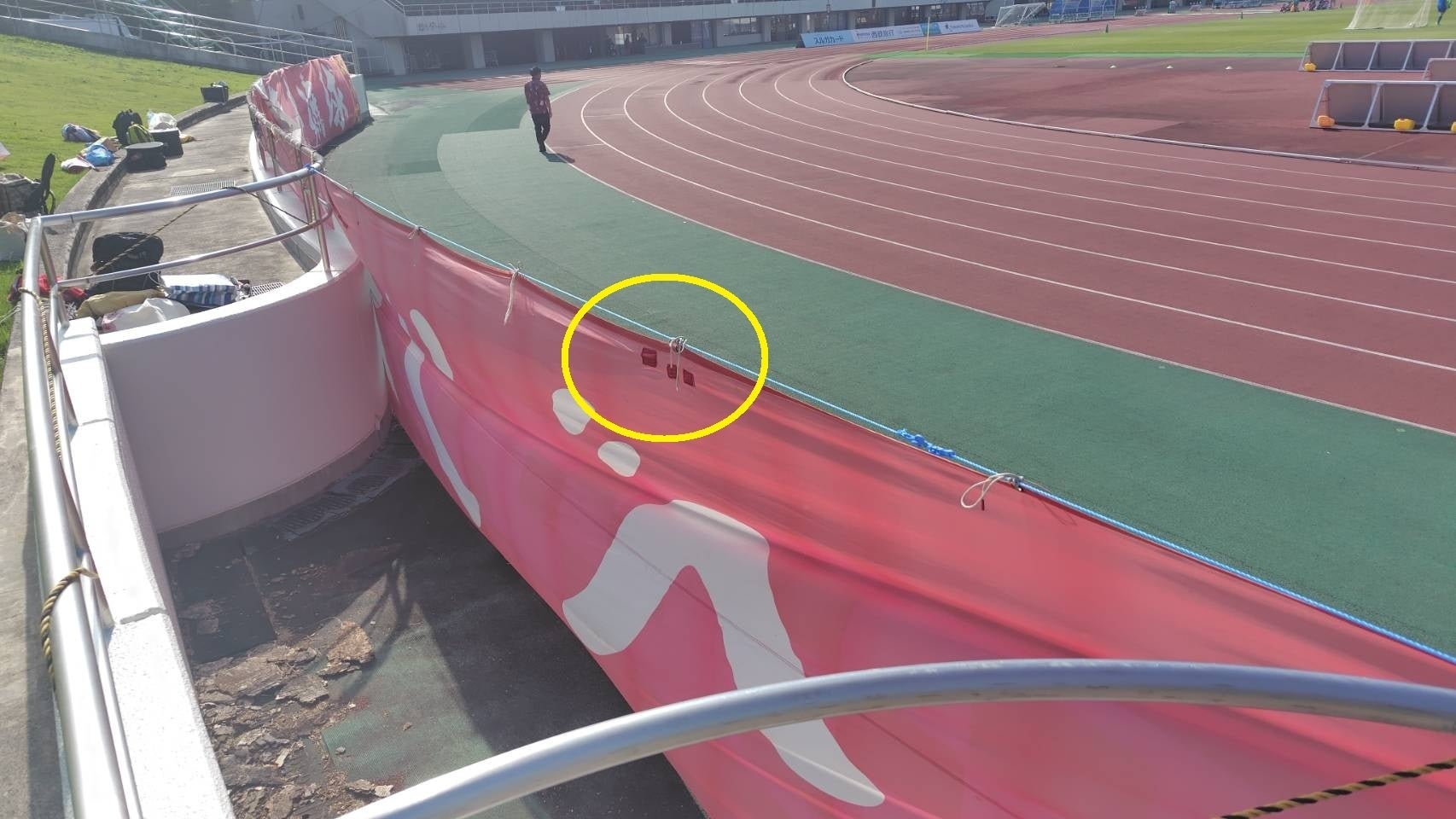 丸の中のように、破けたところに当て布をして修繕している箇所がたくさんあります