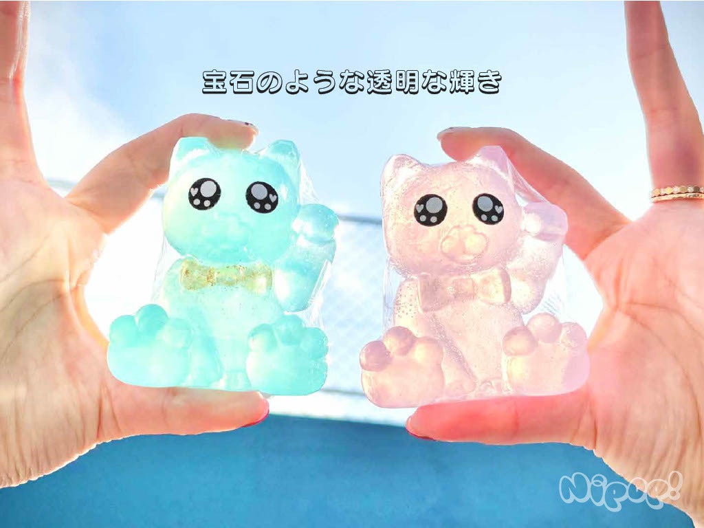 にゃこす(ΦωΦ)様おまとめ。レジン 猫 シマエナガマーカー マグネット 未経験の挑戦！キラキラ招き猫石鹸「Nipop!」で、世界中に福を届けたい