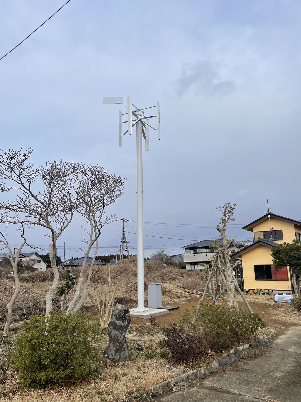羽根可動式風車】静かで鳥に優しい新風力発電を日本に広めたい