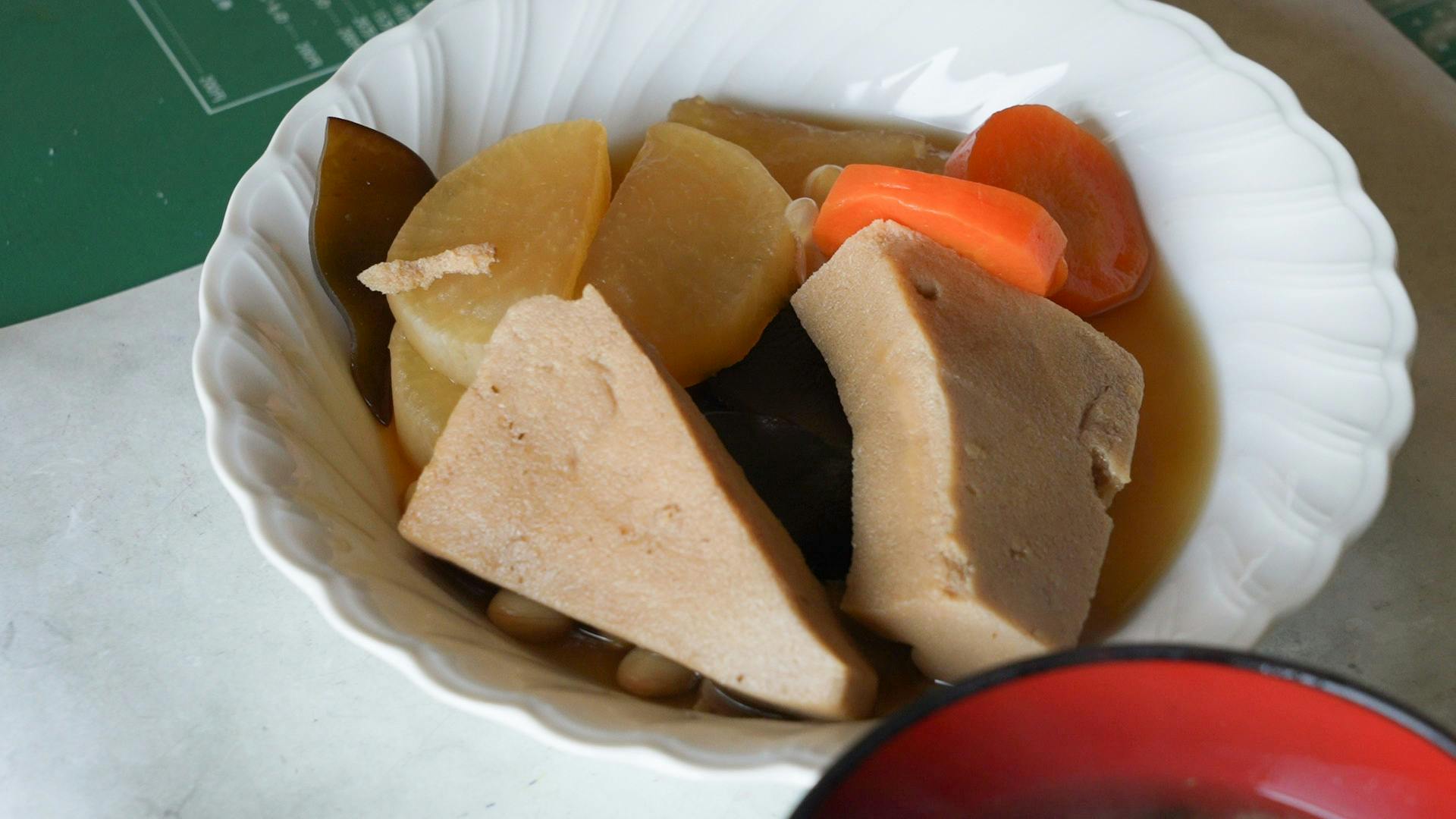 高野豆腐の煮物