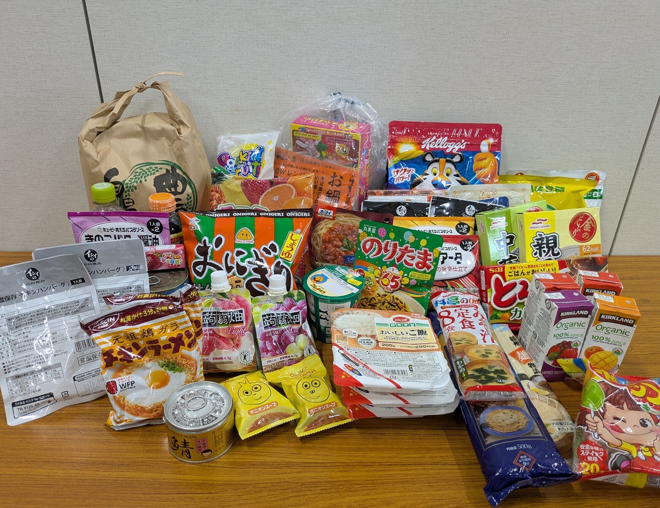 長期休み中も安心して食べられるように、困窮家庭の子どもたちに食品を