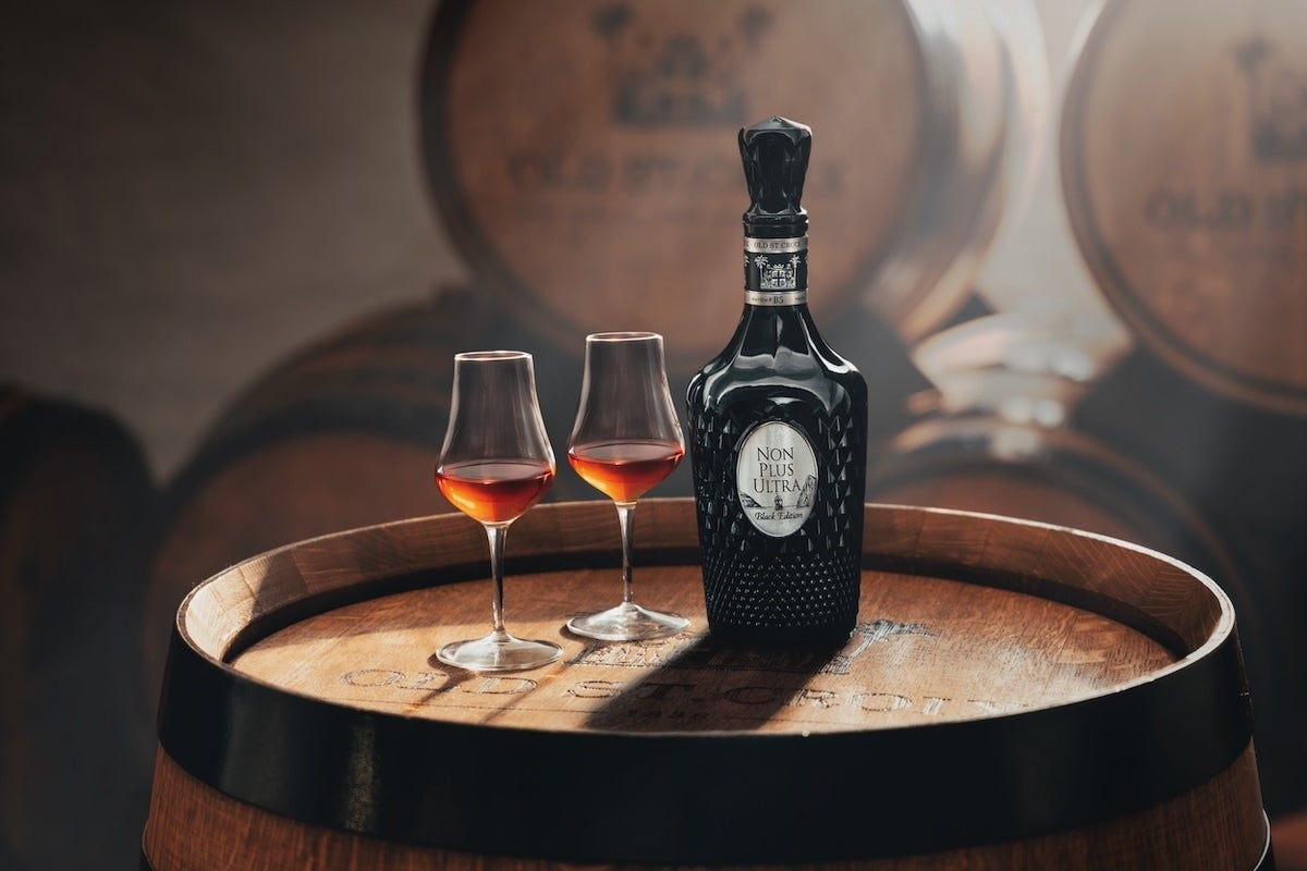 ひと口飲めば人生観が変わる、デンマーク発のラム酒。人生で一度は試す