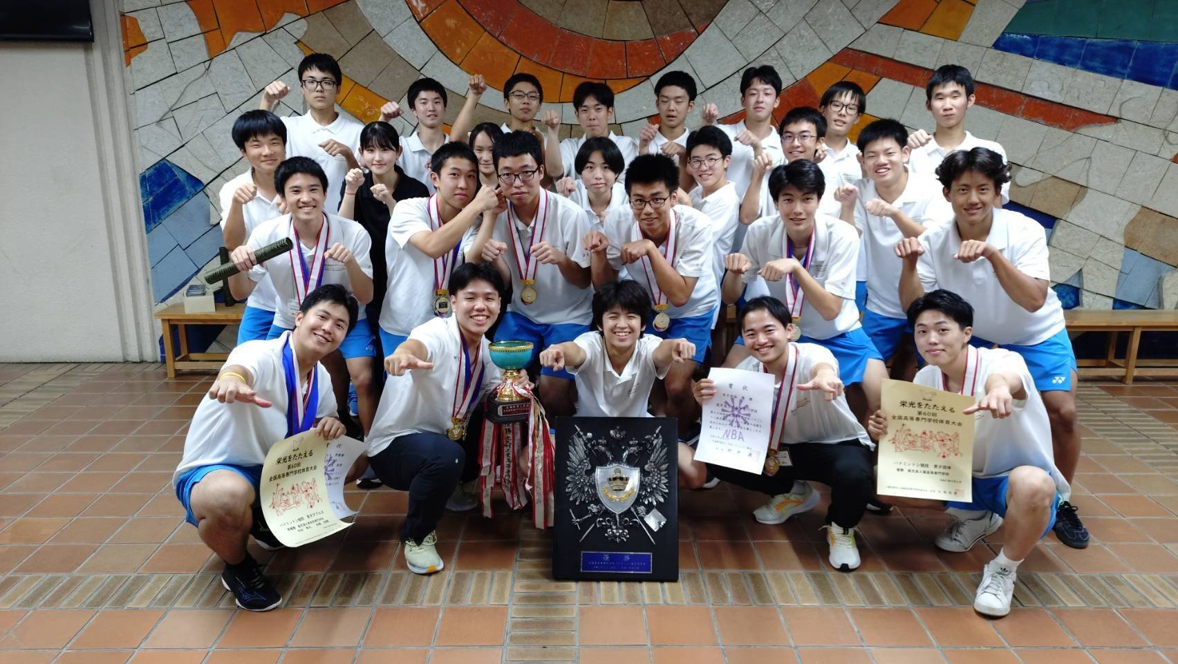 全国高専大会優勝時の写真