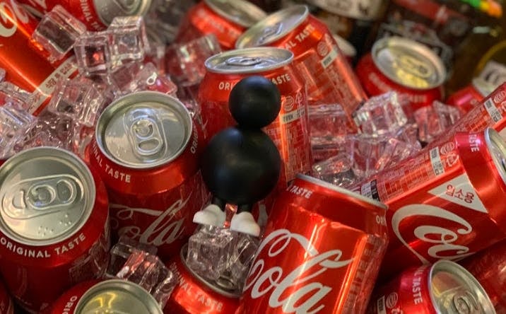 環境の大切さを伝えるファッションキャラクター シュノーマン エコバック Campfire キャンプファイヤー