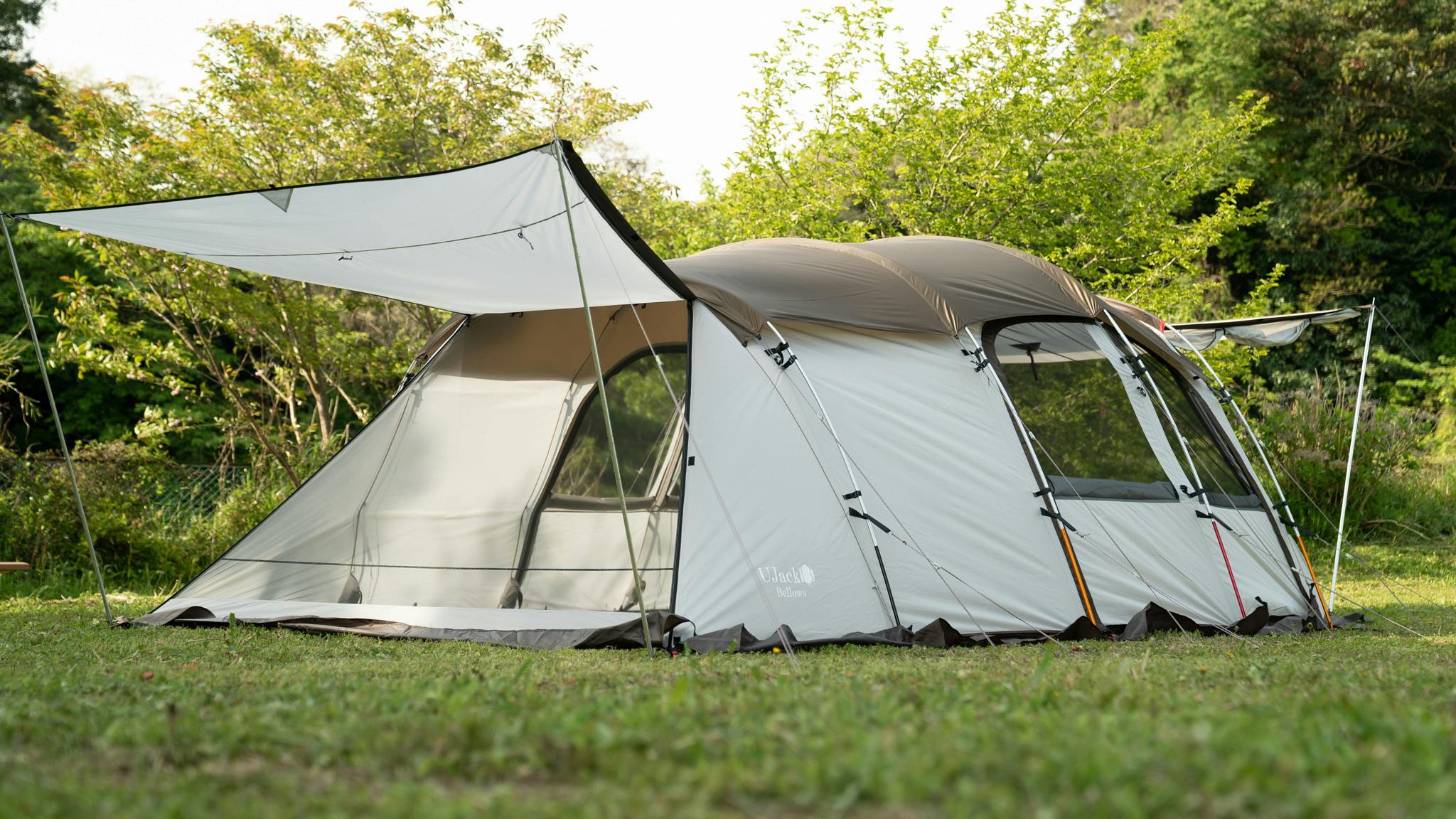 あらゆる快適機能を全て搭載した新型2ルームトンネルテントが登場 Campfire キャンプファイヤー あらゆる快適機能を全て搭載した新型2ルームトンネルテントが登場 Campfire キャンプファイヤー