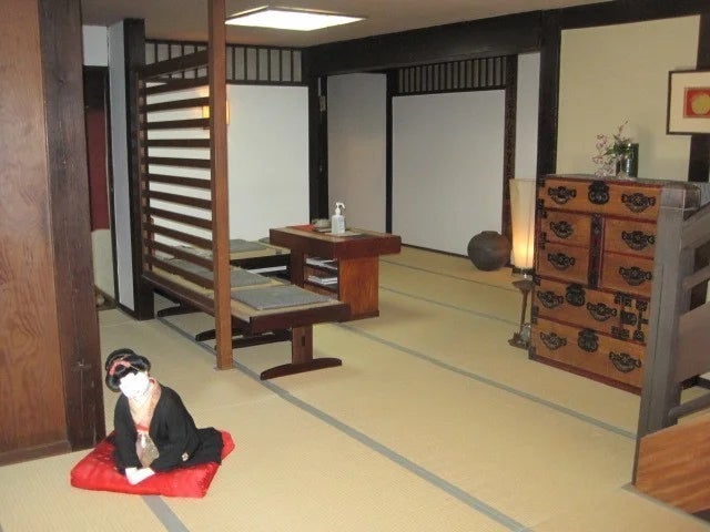 ロビー画像 (1)