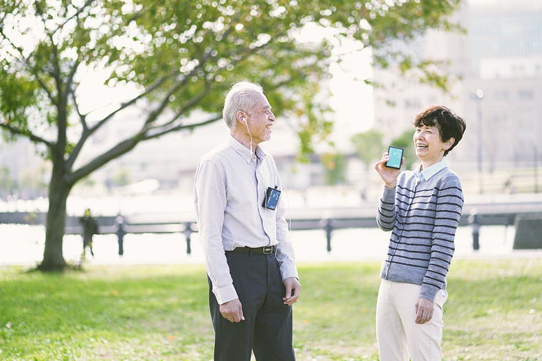 高齢者とその家族に、言葉が聞こえる『会話器』を届けたい