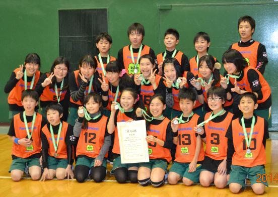 玉串小学校ロープジャンプチーム全員で小学生全国大会へ出場する Campfire キャンプファイヤー