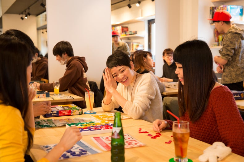 世界中のボードゲームで遊べるジェリージェリーカフェを福岡にオープン Campfire キャンプファイヤー