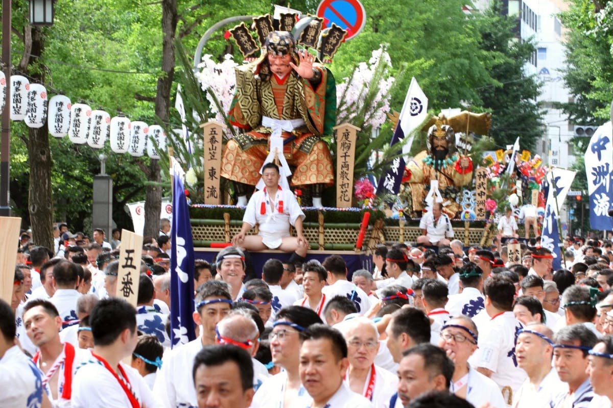 博多祇園山笠に生きる博多人形師が、新型コロナ終息祈願に立ち上がる 